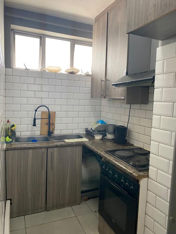 2 Bedroom Property for Sale in Zonnebloem Western Cape